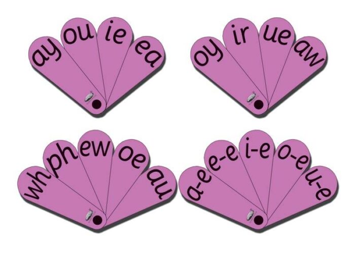 PHASE 5 SYNTHETIC PHONIC FANS (SET OF 4)