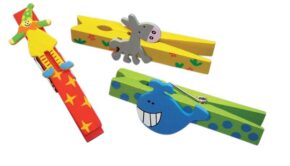 WOODEN PEG SET